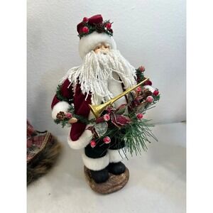 Dan Lee Santa with Berries and  Horn